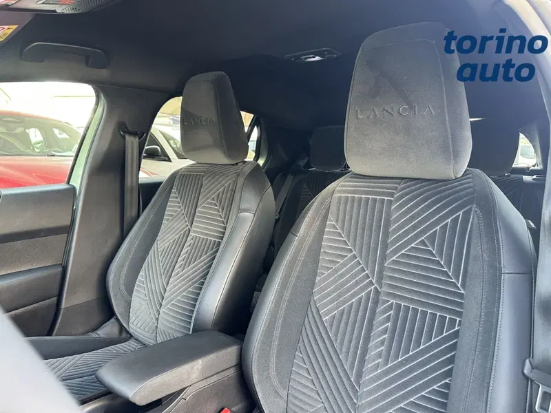Lancia Ypsilon usata a Torino (11)