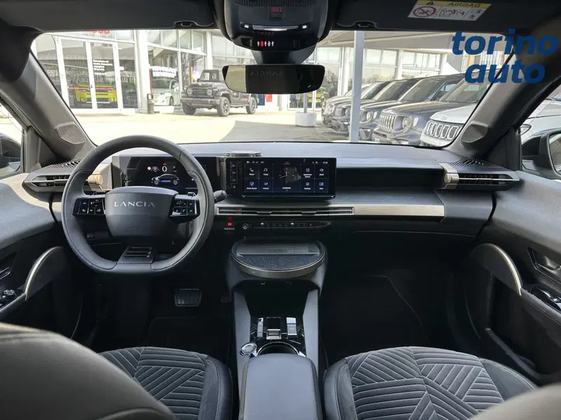 Lancia Ypsilon usata a Torino (14)