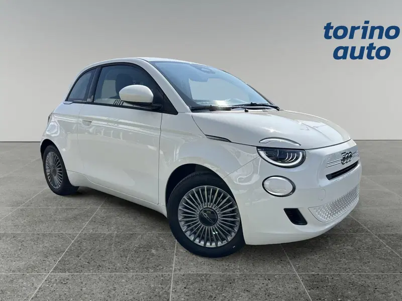 Fiat 500 nuova a Torino