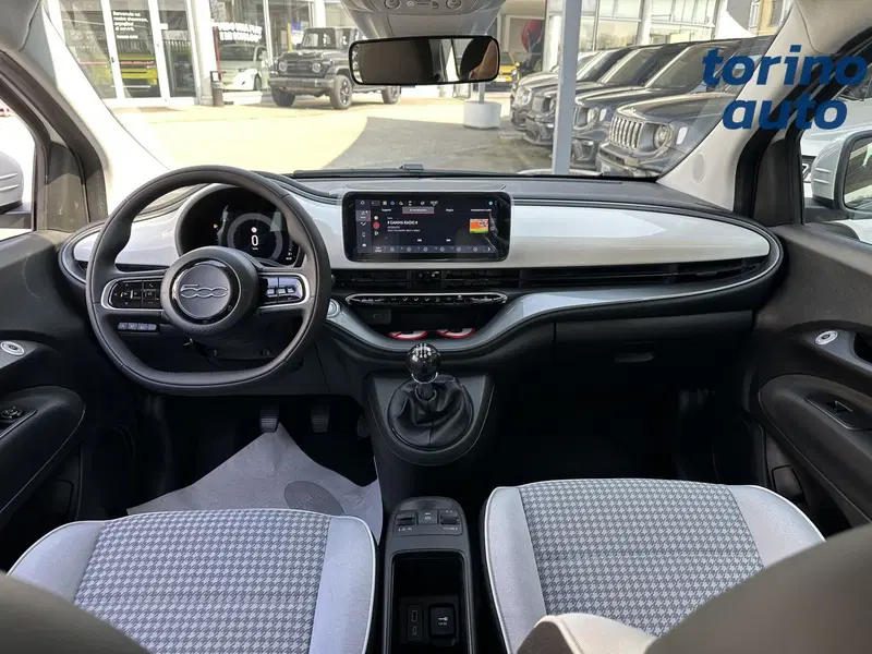 Fiat 500 nuova a Torino (13)