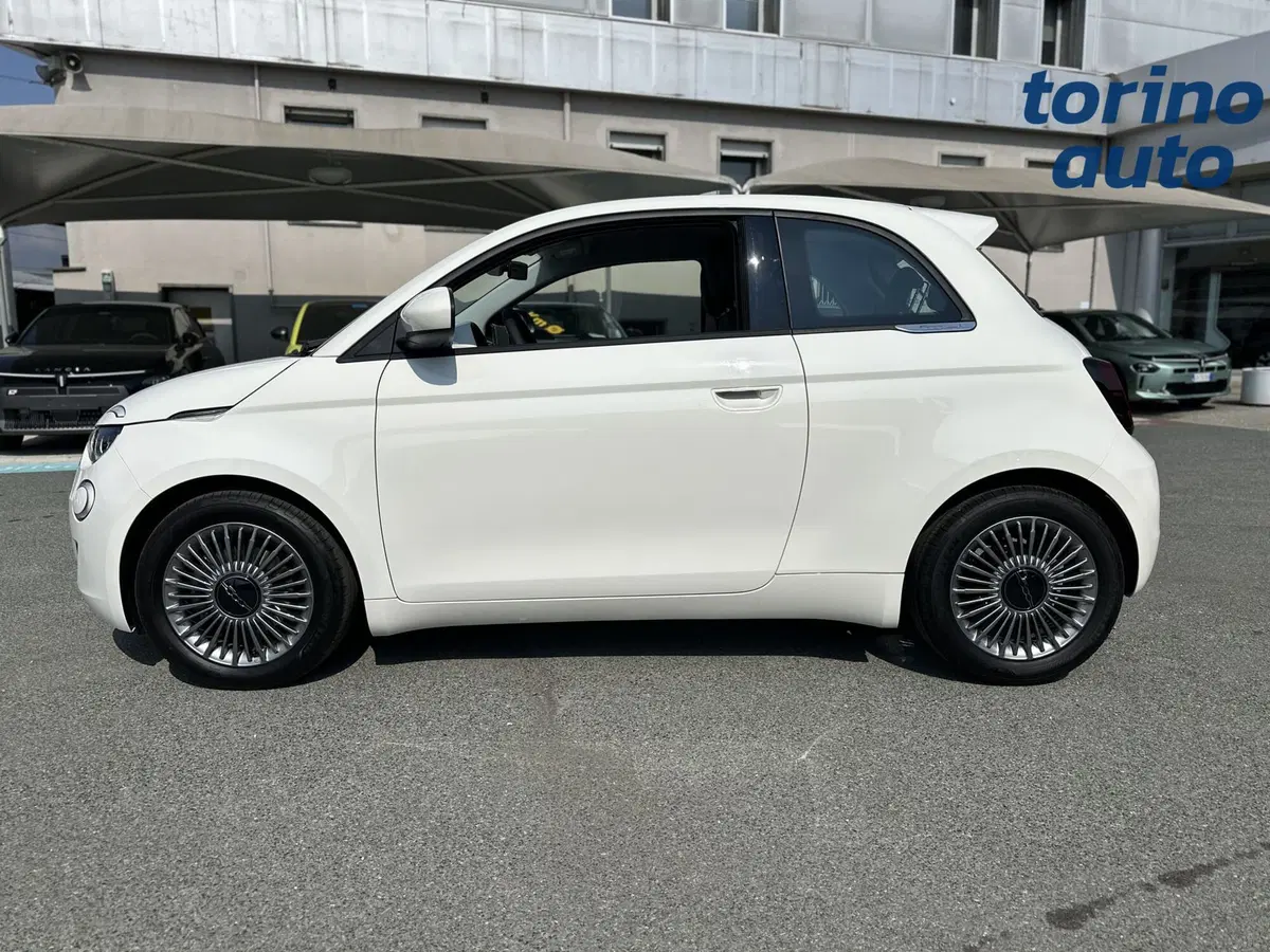 Fiat 500 nuova a Torino (4)