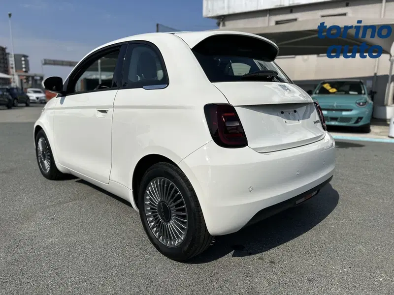 Fiat 500 nuova a Torino (5)