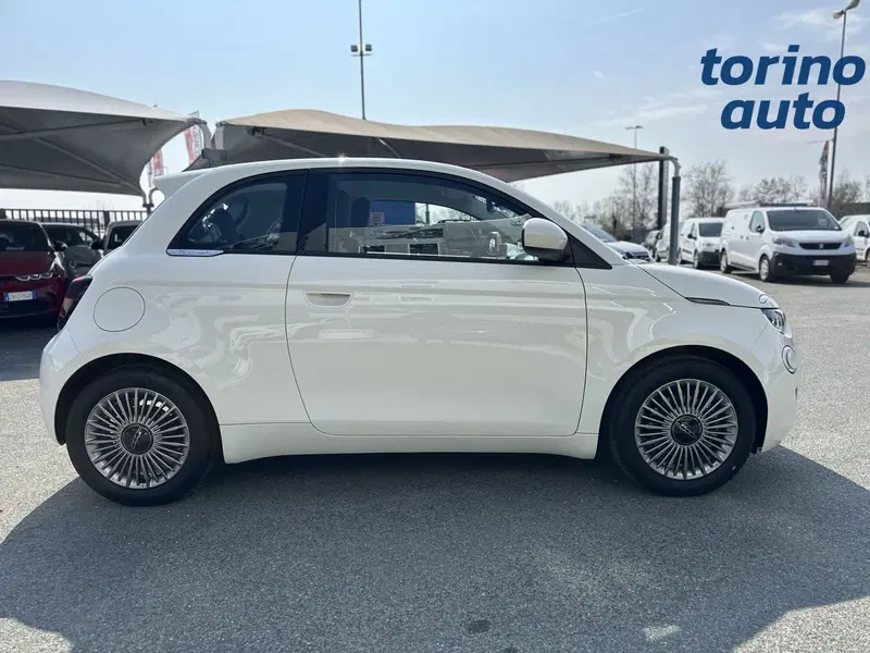 Fiat 500 nuova a Torino (8)