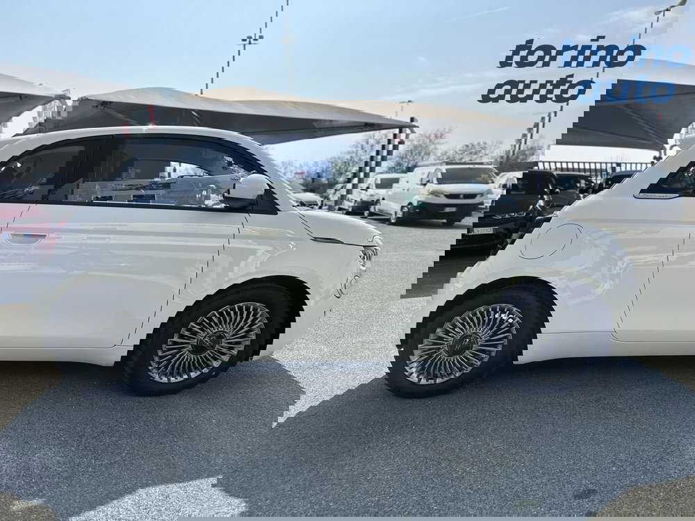 Fiat 500 nuova a Torino (8)