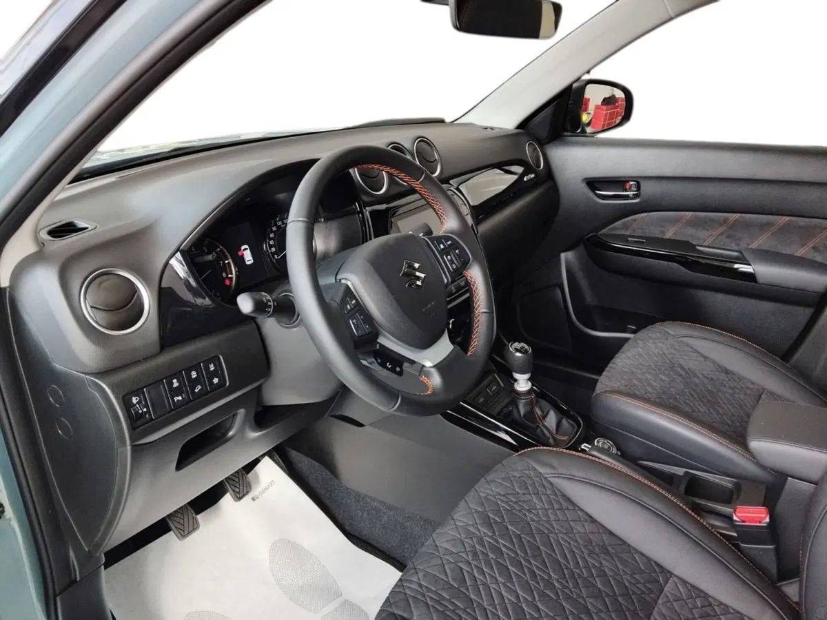 Suzuki Vitara nuova a Milano (8)