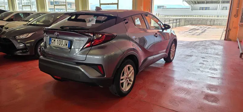 Toyota Toyota C-HR usata a Messina (4)