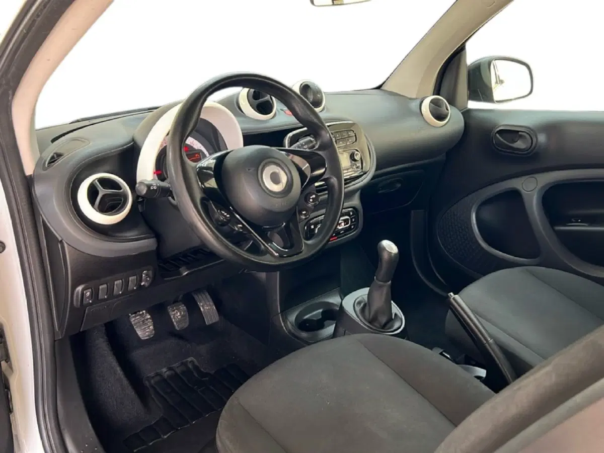 smart Fortwo usata a Roma (12)