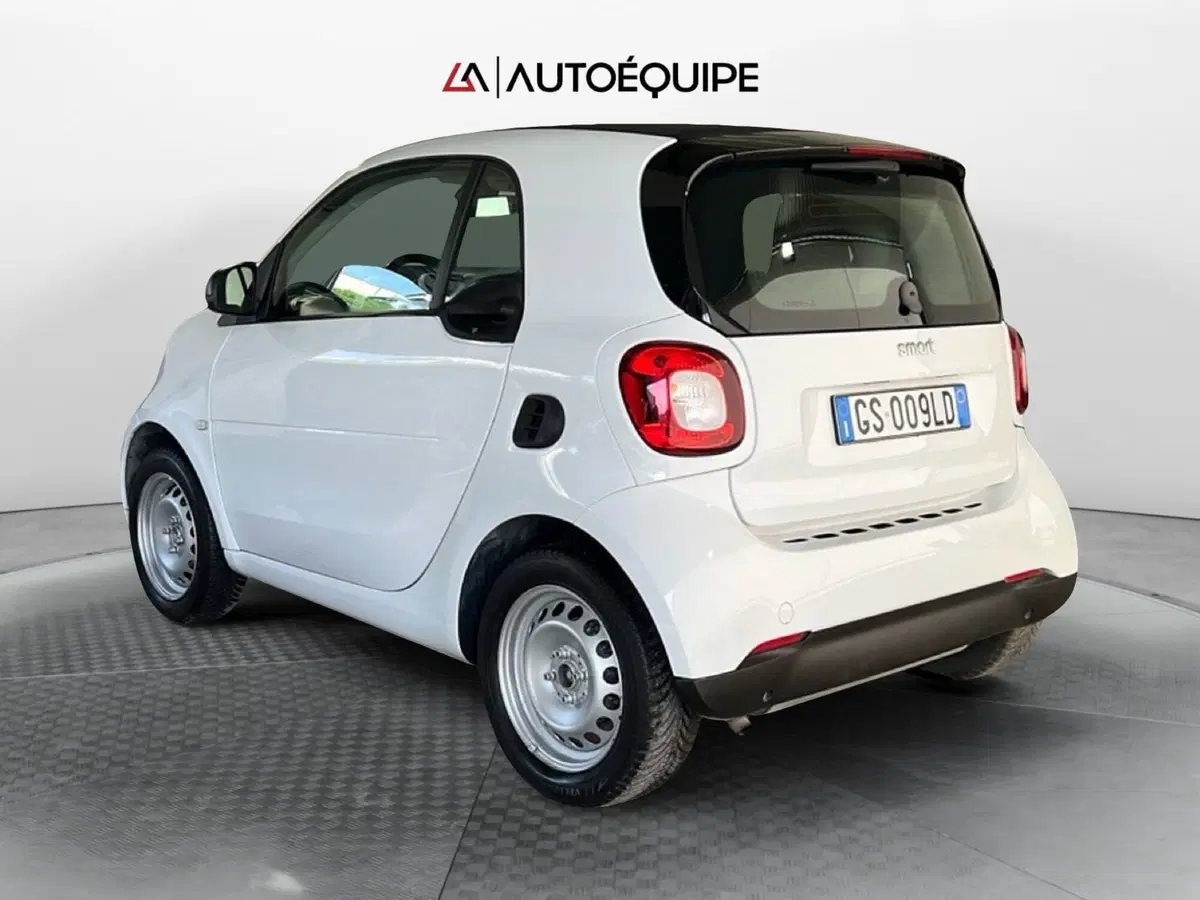 smart Fortwo usata a Roma (3)