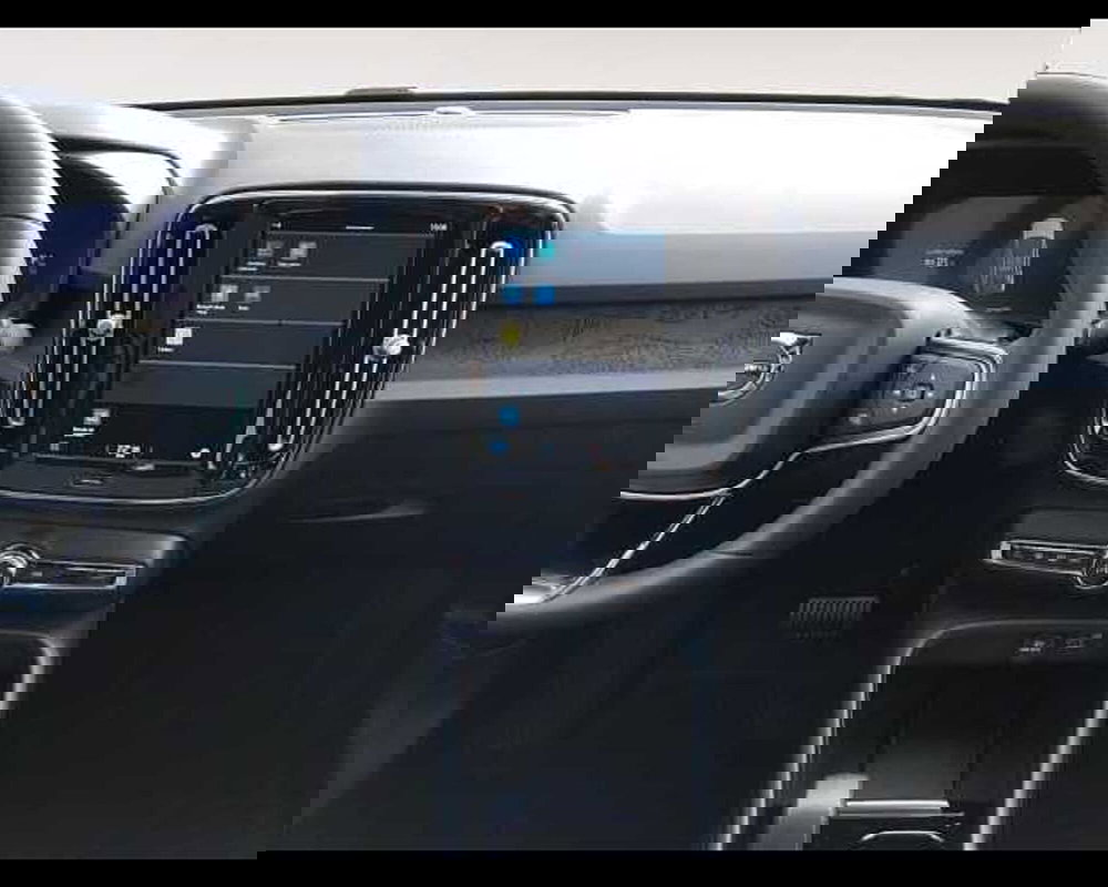 Volvo EC40 nuova a Ravenna (11)