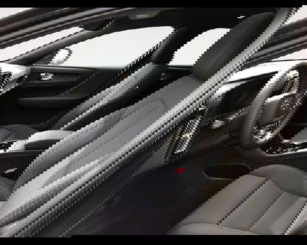 Volvo EC40 nuova a Ravenna (9)