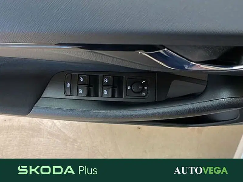 Skoda Kamiq usata a Vicenza (15)