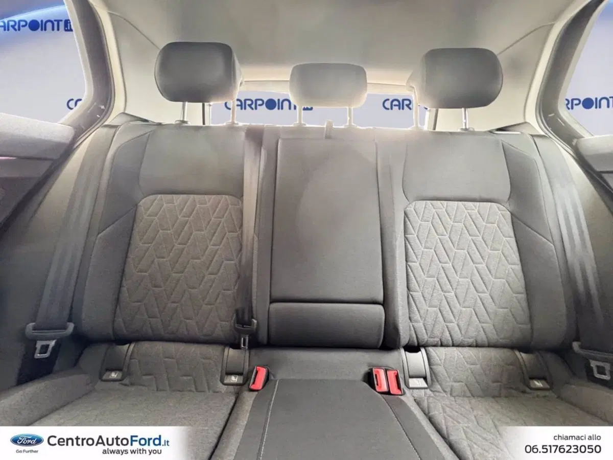 Volkswagen Golf usata a Roma (9)