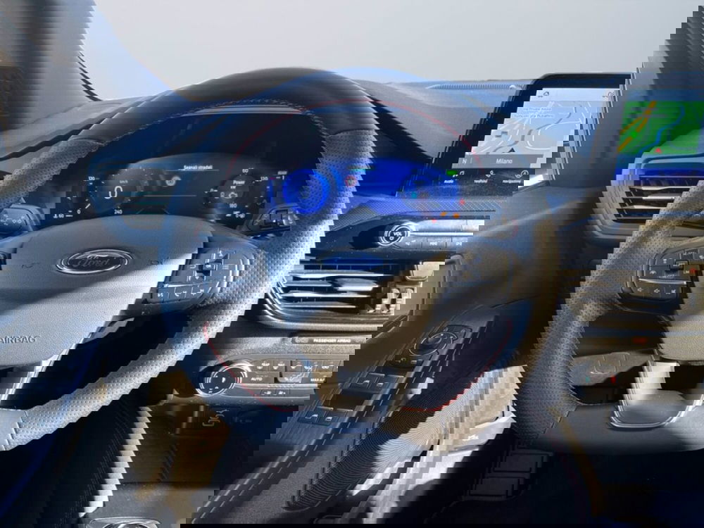 Ford Kuga usata a Milano (13)