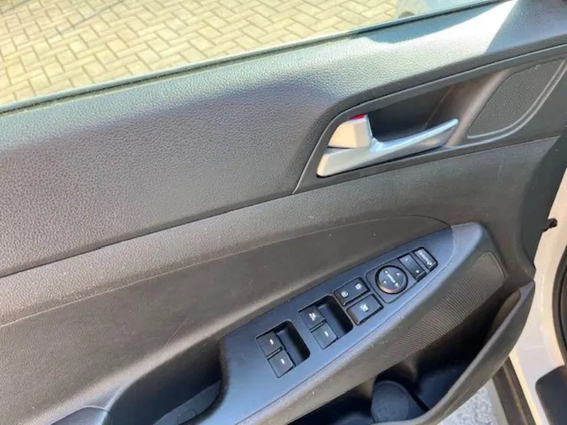 Hyundai Tucson usata a Verbano Cusio Ossola (10)