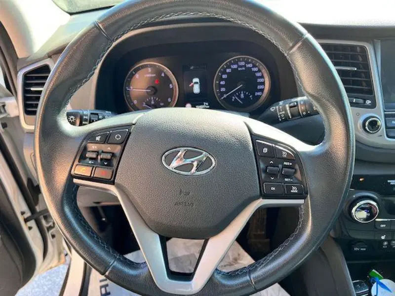Hyundai Tucson usata a Verbano Cusio Ossola (11)