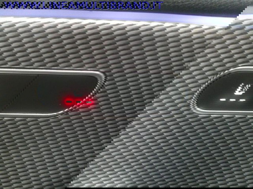 Mercedes-Benz Classe A Sedan usata a Piacenza (9)