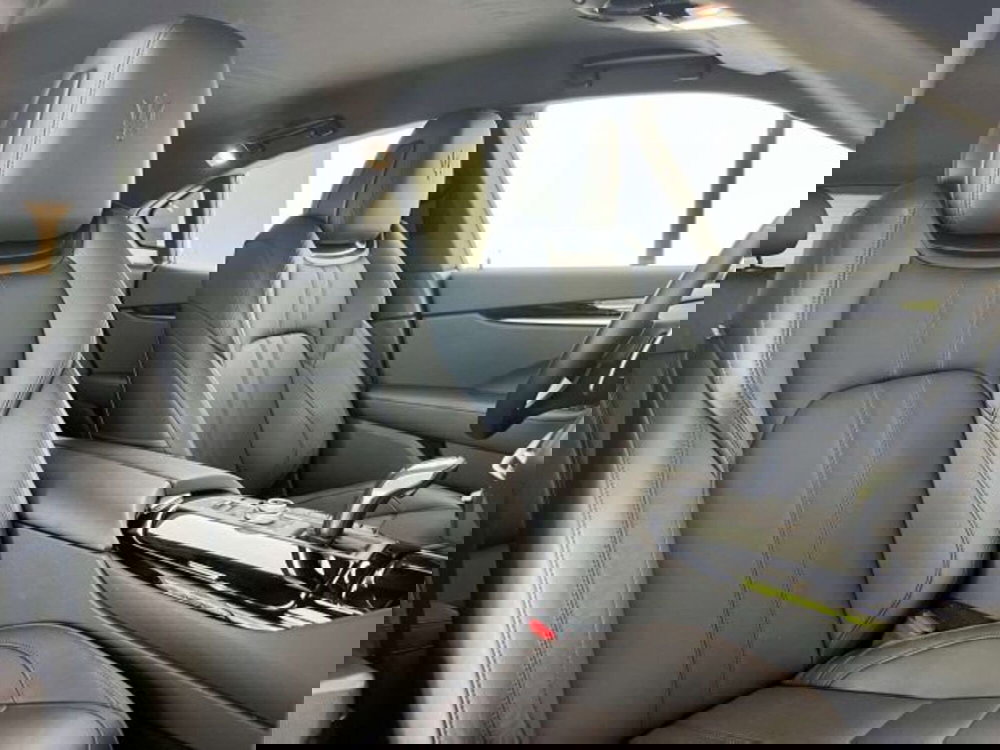 Maserati Levante usata a Torino (11)