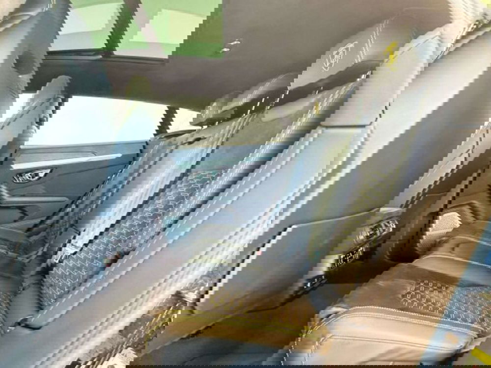 Lamborghini Urus usata a Torino (11)