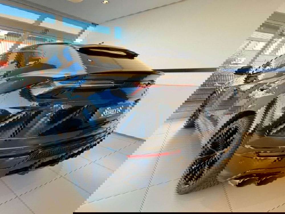 Lamborghini Urus usata a Torino (15)