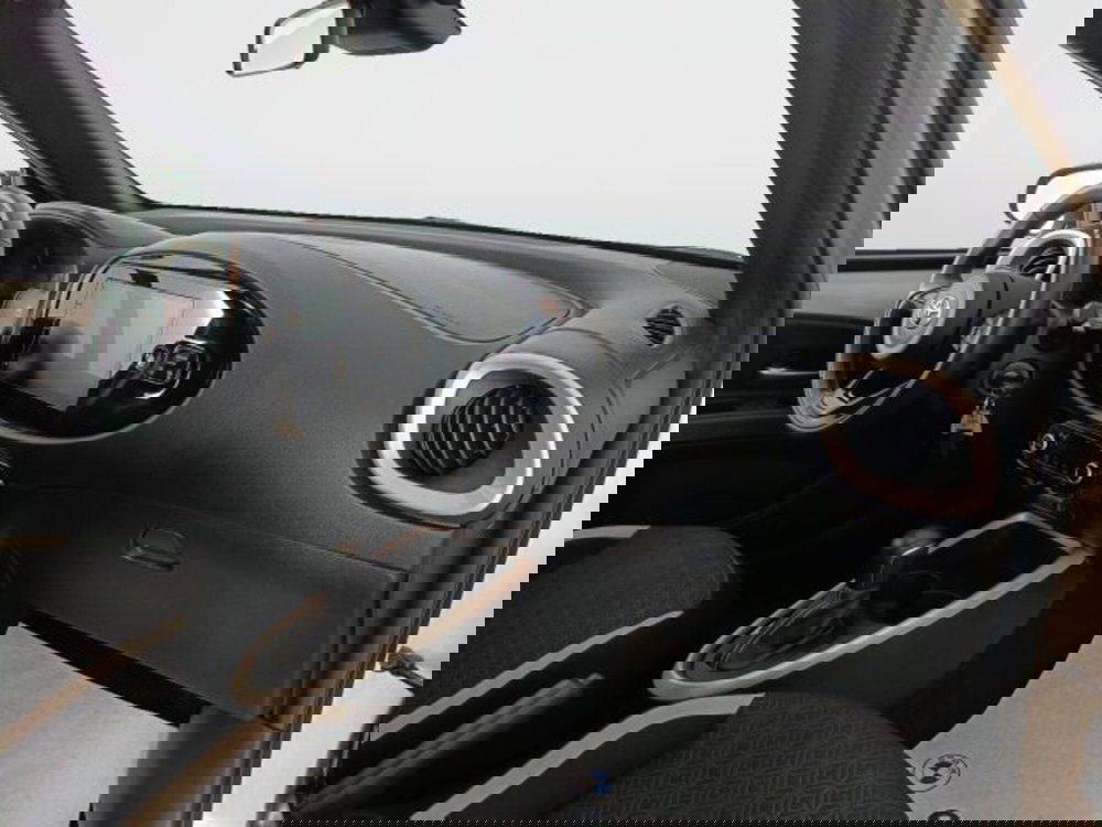 Toyota Aygo X usata a Teramo (10)