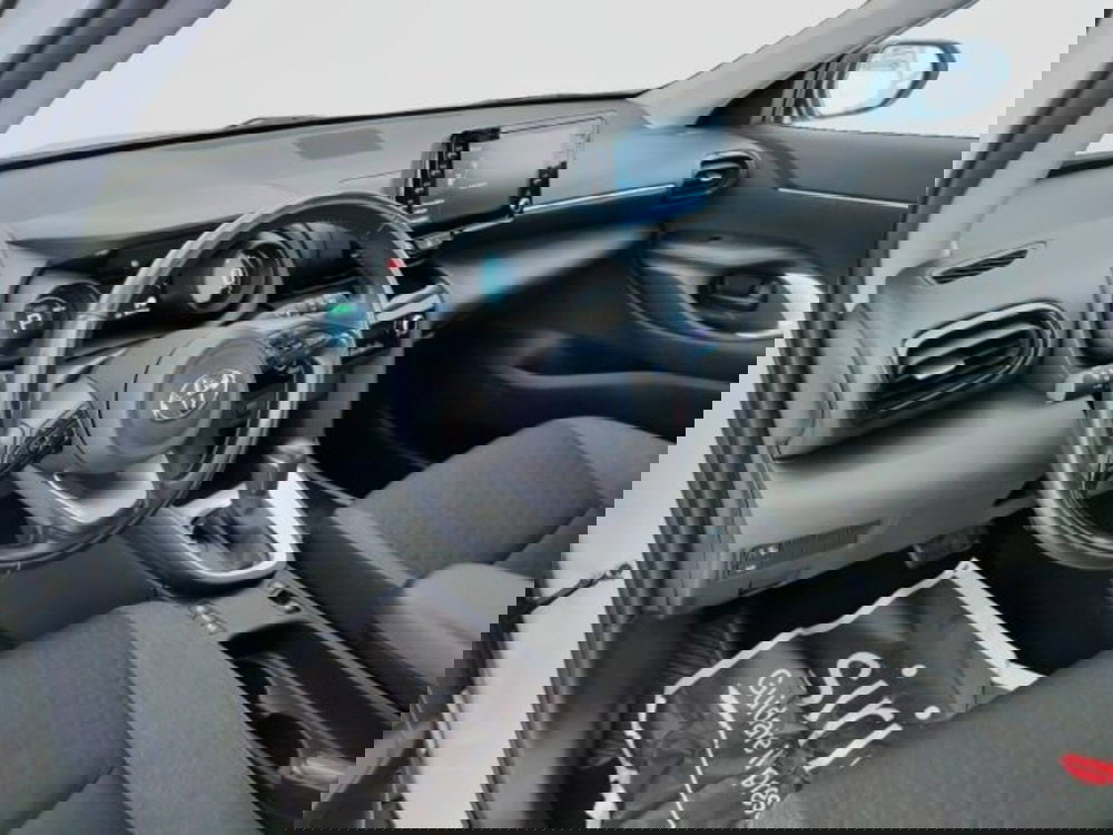 Toyota Yaris Cross usata a Teramo (15)