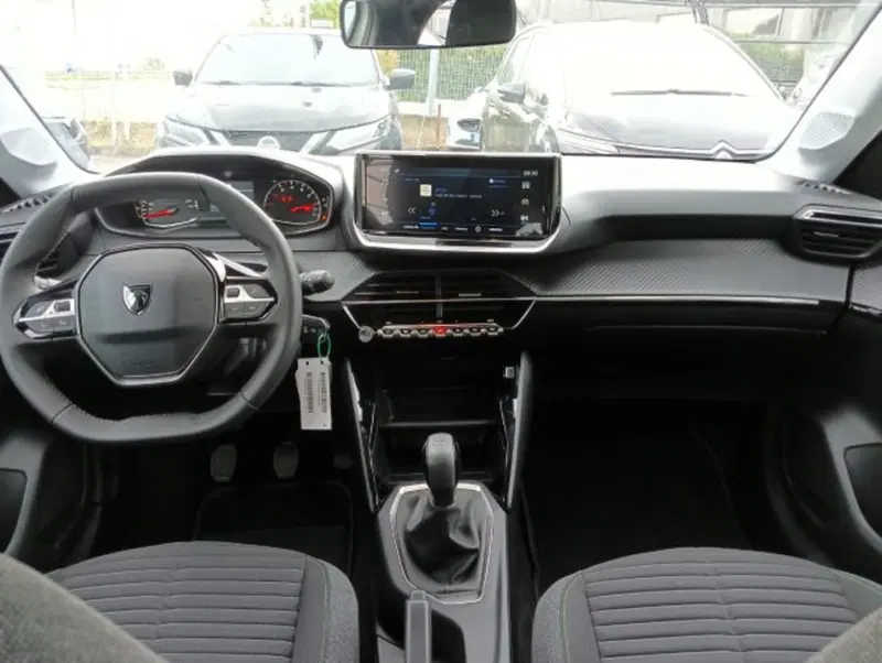 Peugeot 208 nuova a Brescia (12)