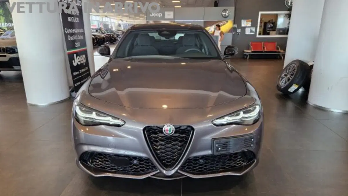 Alfa Romeo Giulia nuova a Modena