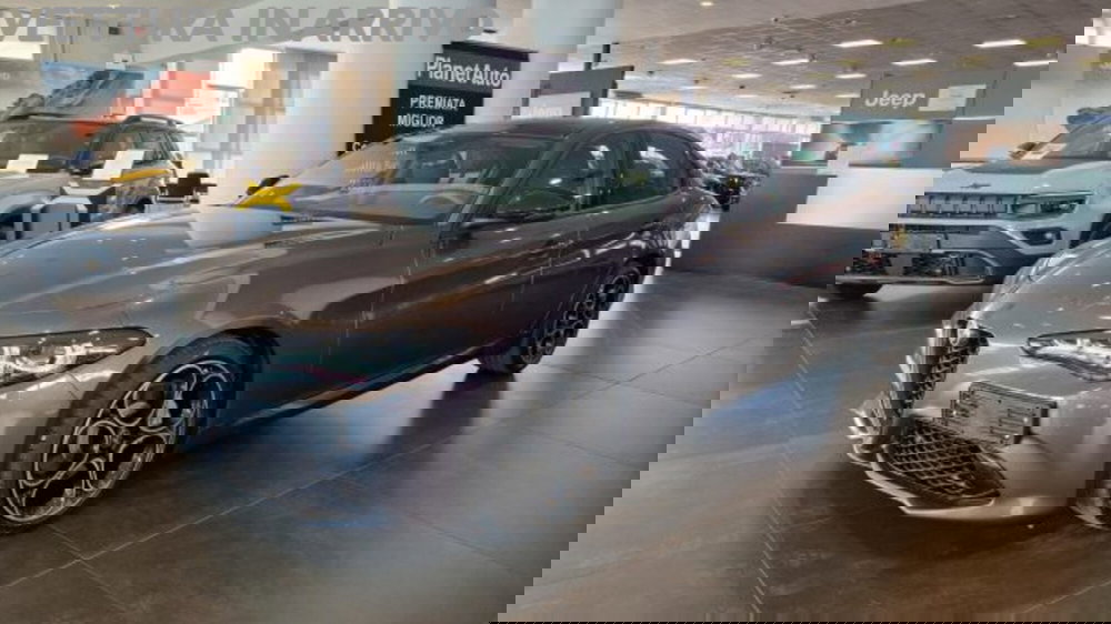 Alfa Romeo Giulia nuova a Modena (2)