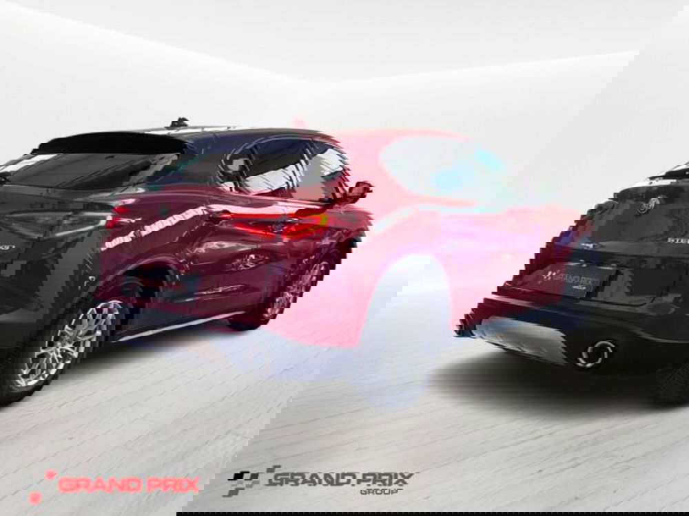 Alfa Romeo Stelvio usata a Bologna (2)