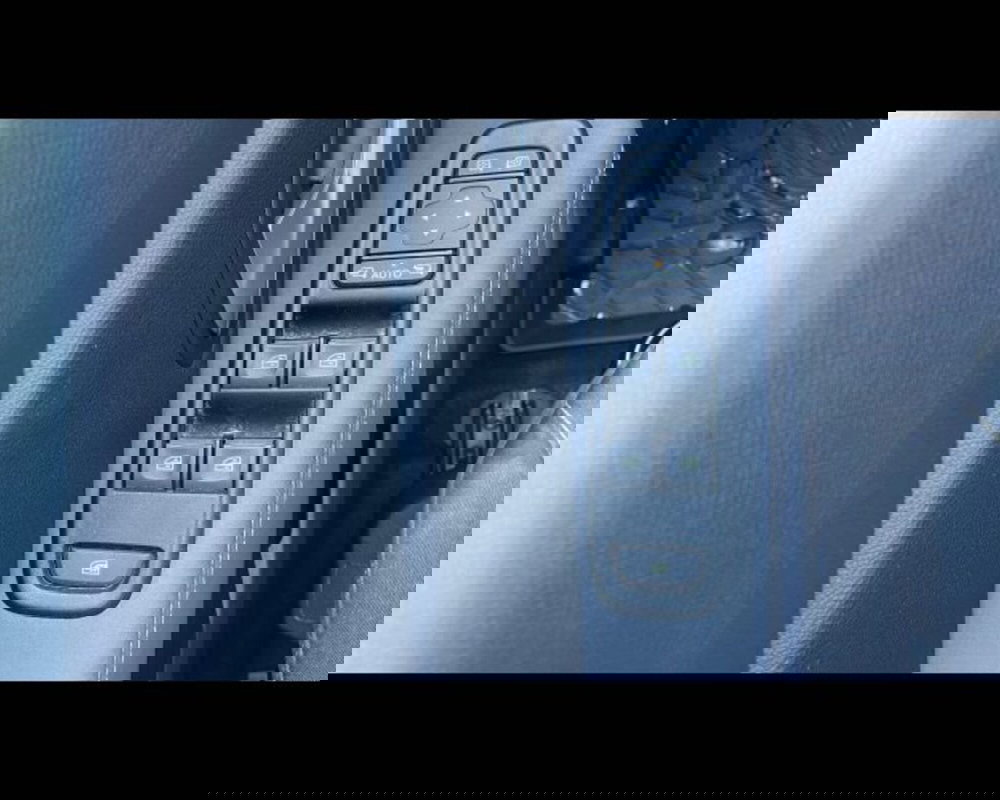 Dacia Duster usata a Bologna (18)