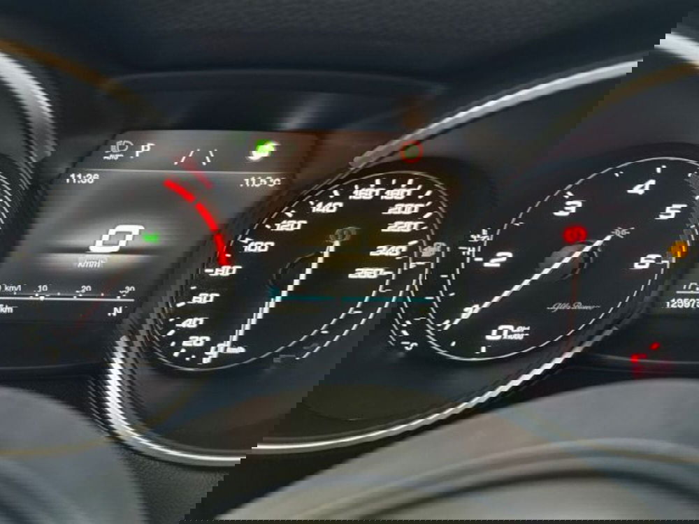 Alfa Romeo Stelvio usata a Bologna (11)