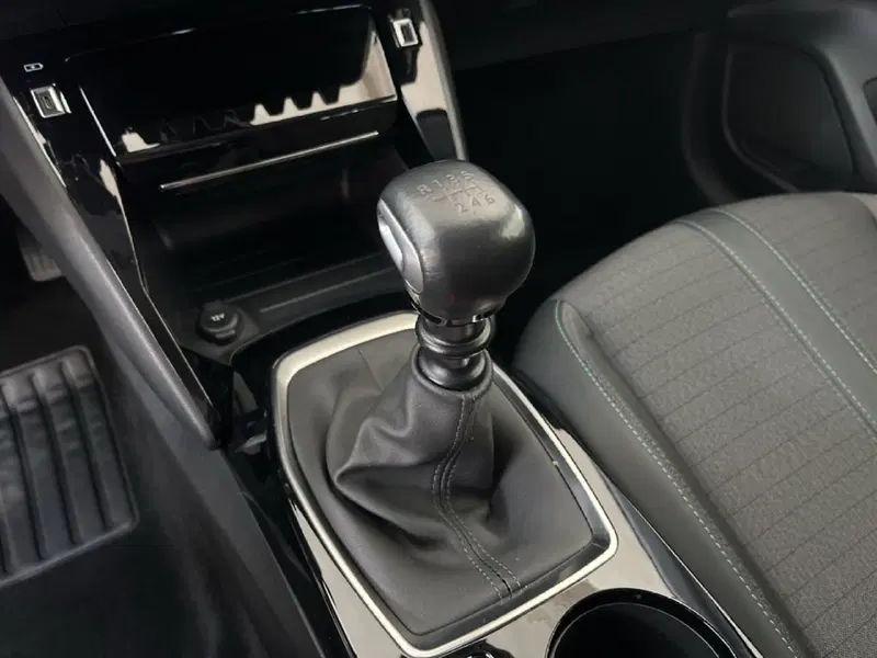 Peugeot 208 usata a Torino (13)
