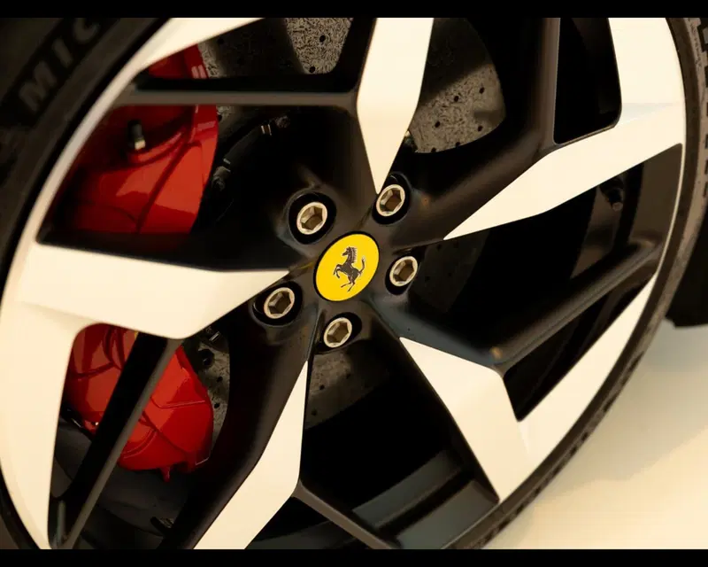 Ferrari 12Cilindri Coupé usata a Padova (12)