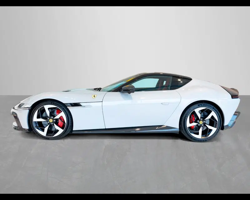 Ferrari 12Cilindri Coupé usata a Padova (3)