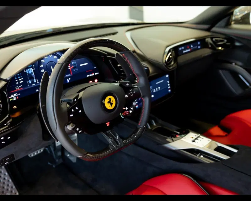 Ferrari 12Cilindri Coupé usata a Padova (5)