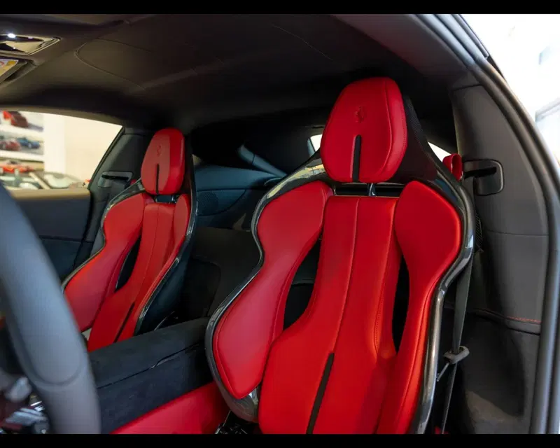 Ferrari 12Cilindri Coupé usata a Padova (6)