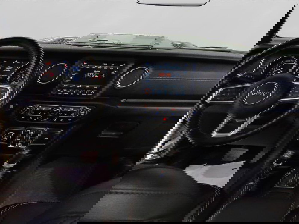 Jeep Wrangler Unlimited usata a Genova (11)