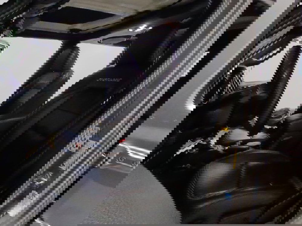 Jeep Wrangler Unlimited usata a Genova (9)