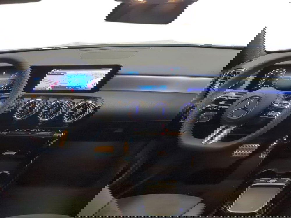 Mercedes-Benz Classe A Sedan nuova a Rimini (10)