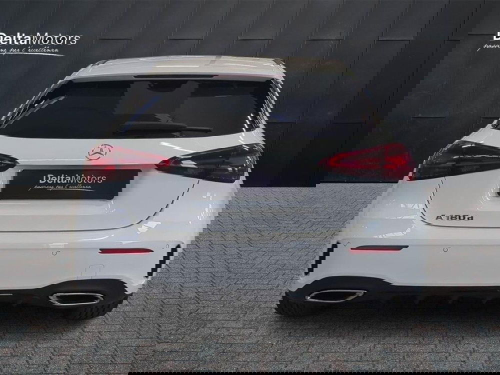 Mercedes-Benz Classe A Sedan nuova a Rimini (4)