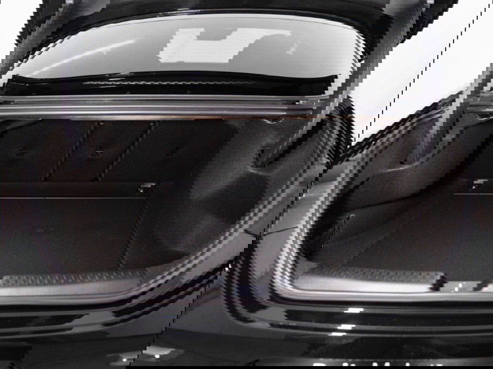 Mercedes-Benz CLA EQ nuova a Macerata (10)