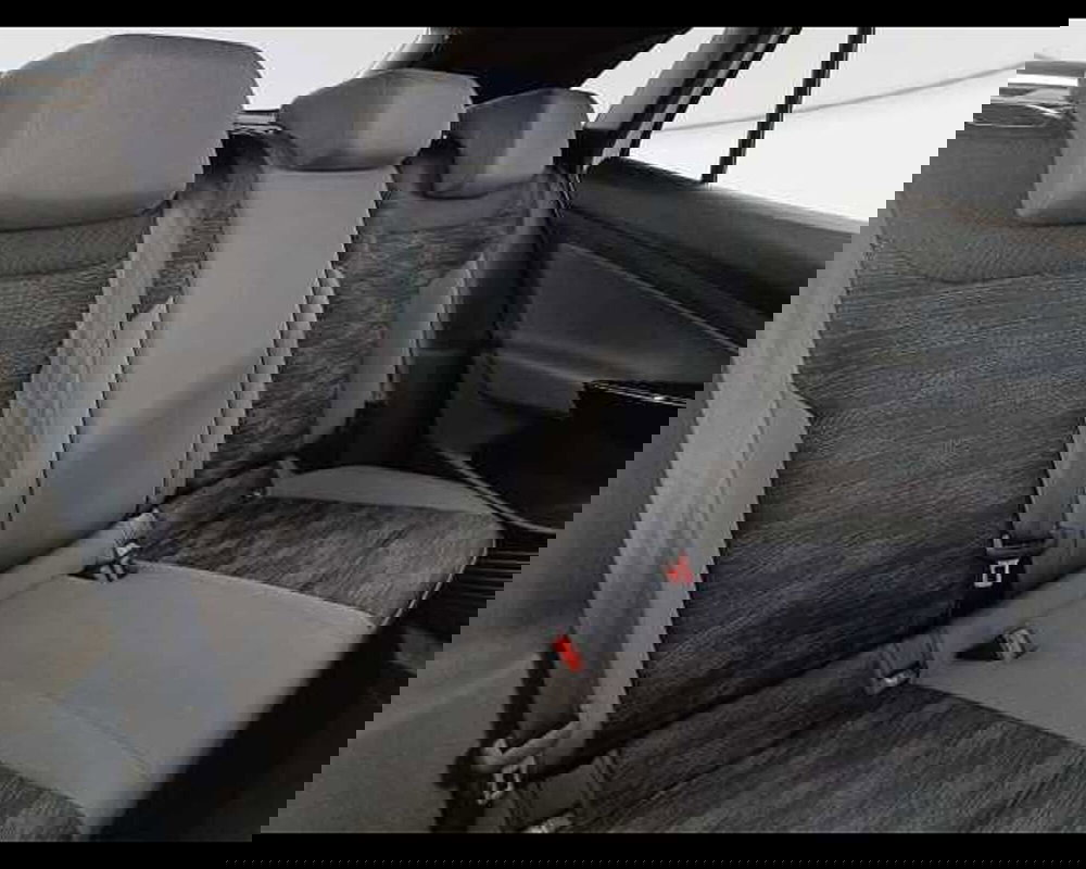 Volkswagen ID.4 usata a Roma (16)