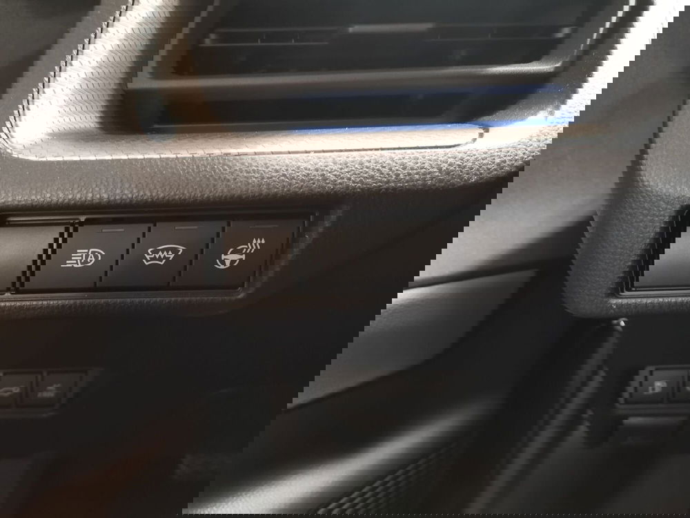 Toyota Prius nuova a Bergamo (15)