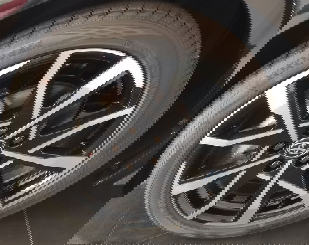 Toyota Prius nuova a Bergamo (4)