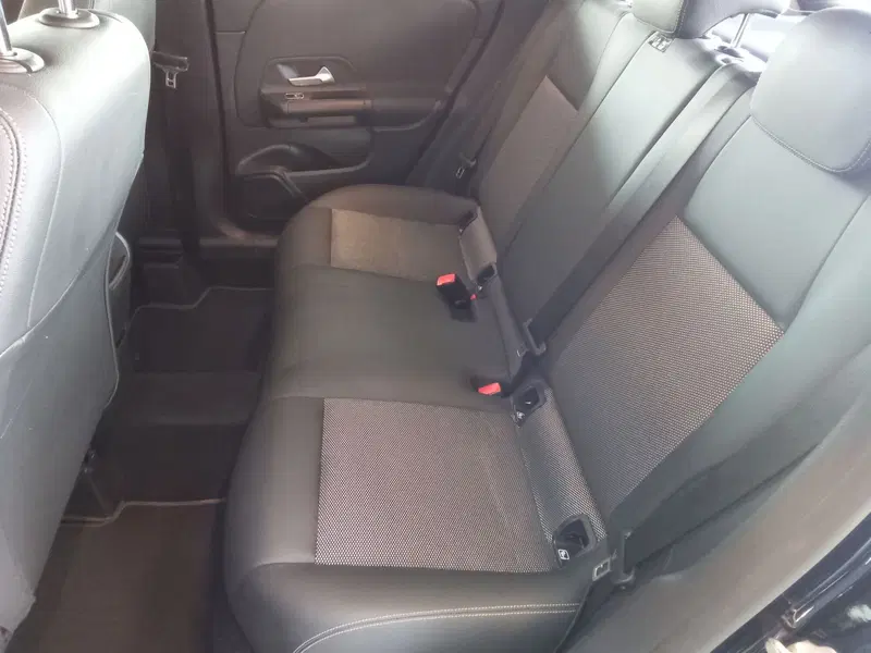 Mercedes-Benz GLA SUV usata a Rimini (11)