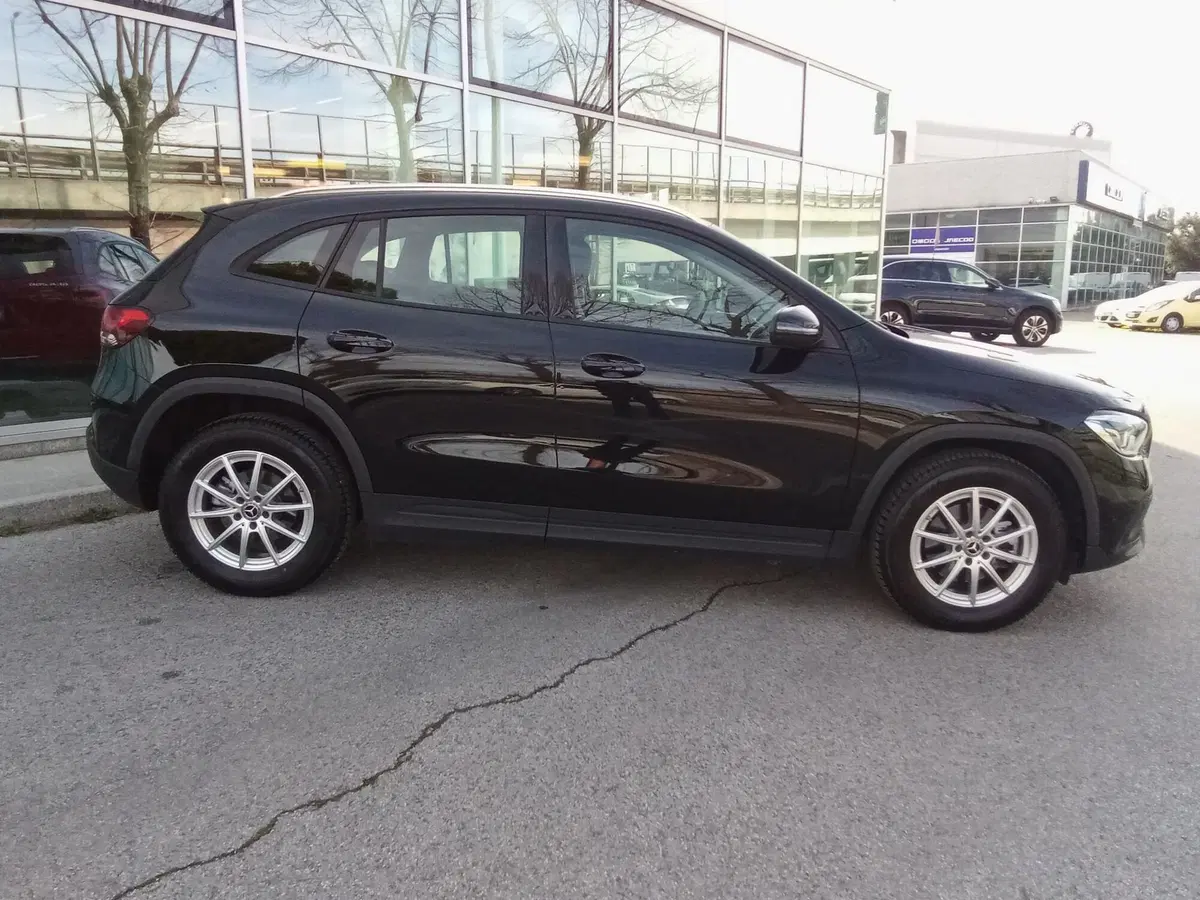 Mercedes-Benz GLA SUV usata a Rimini (4)