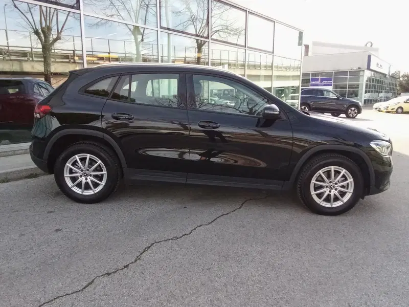 Mercedes-Benz GLA SUV usata a Rimini (4)