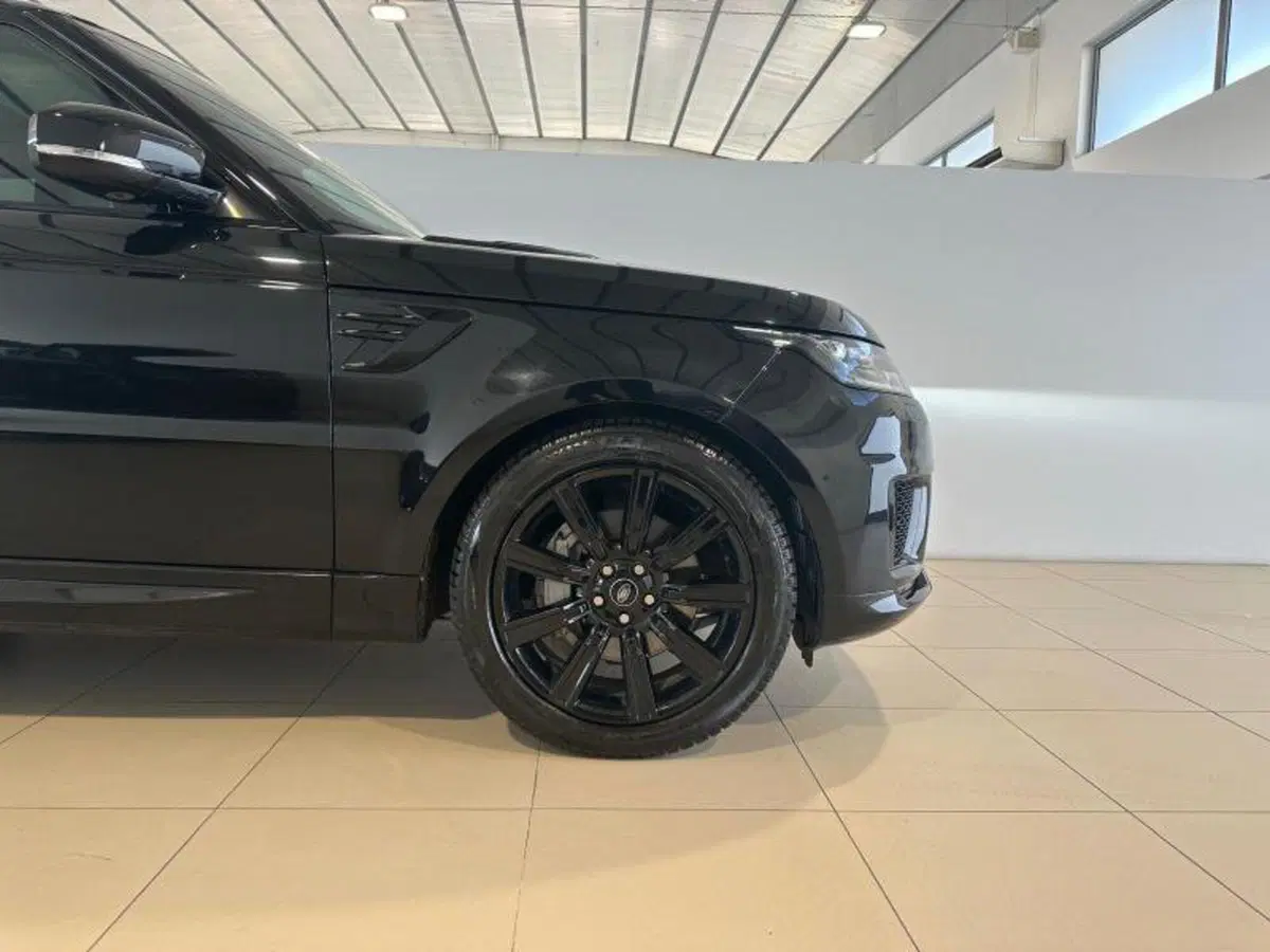 Land Rover Range Rover Sport usata a Venezia (5)