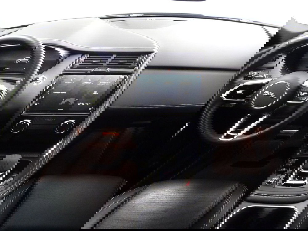 Jaguar E-Pace usata a Como (4)