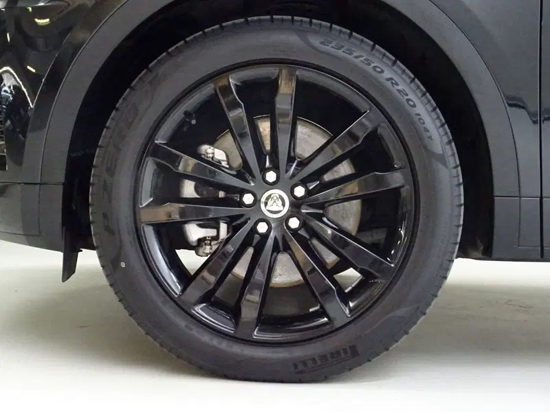 Jaguar E-Pace usata a Como (9)